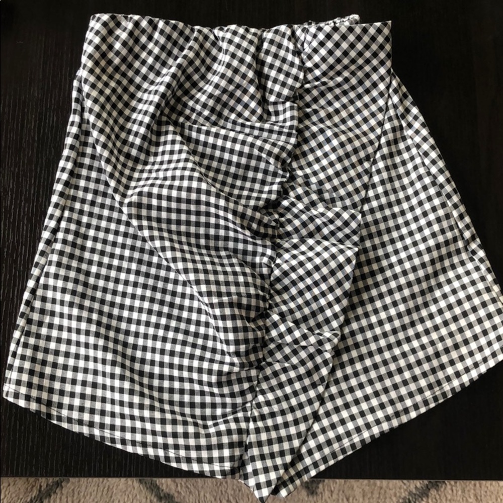 Cute Gingham skirt